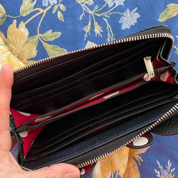 LOUNGEFLY DISNEY MINNIE MOUSE BLACK STUDDED WALLET - Picture 10 of 10